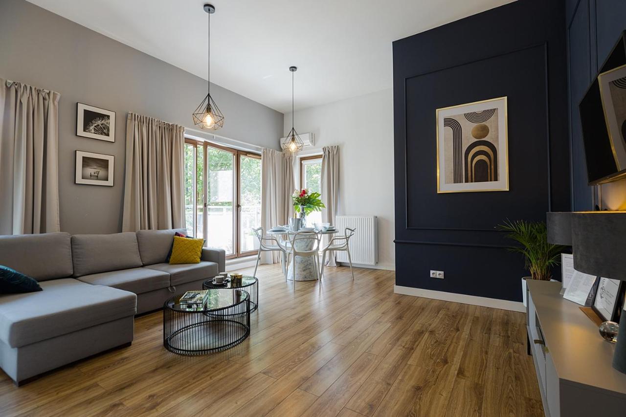 Woronicza Premium - Jungle Warsaw Apartment Bagian luar foto
