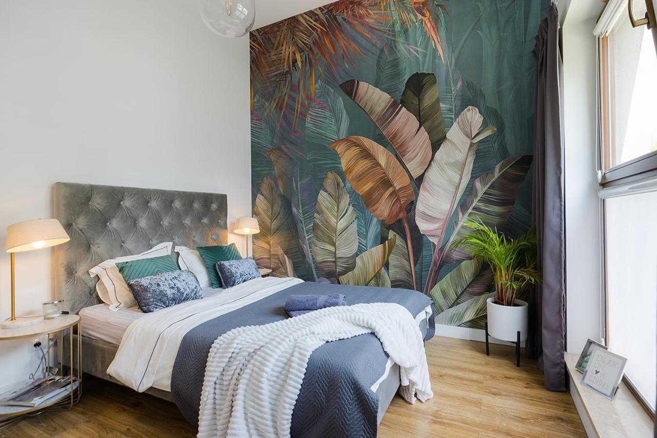 Woronicza Premium - Jungle Warsaw Apartment Bagian luar foto