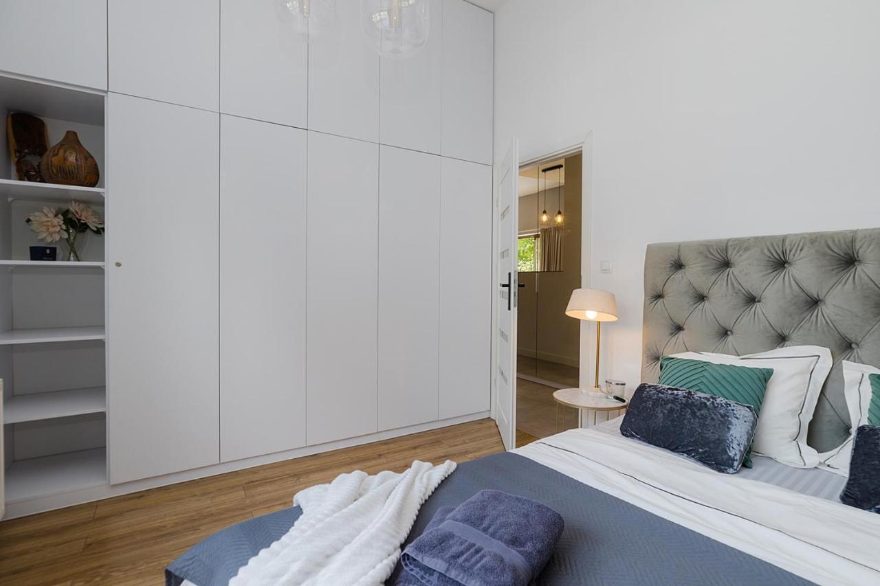 Woronicza Premium - Jungle Warsaw Apartment Bagian luar foto